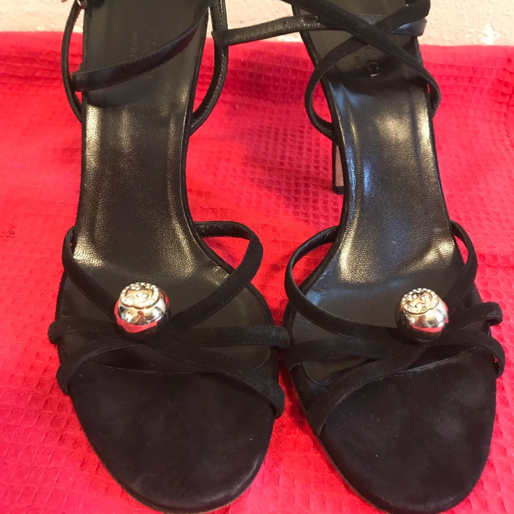 Gucci‼️ black suede heels‼️